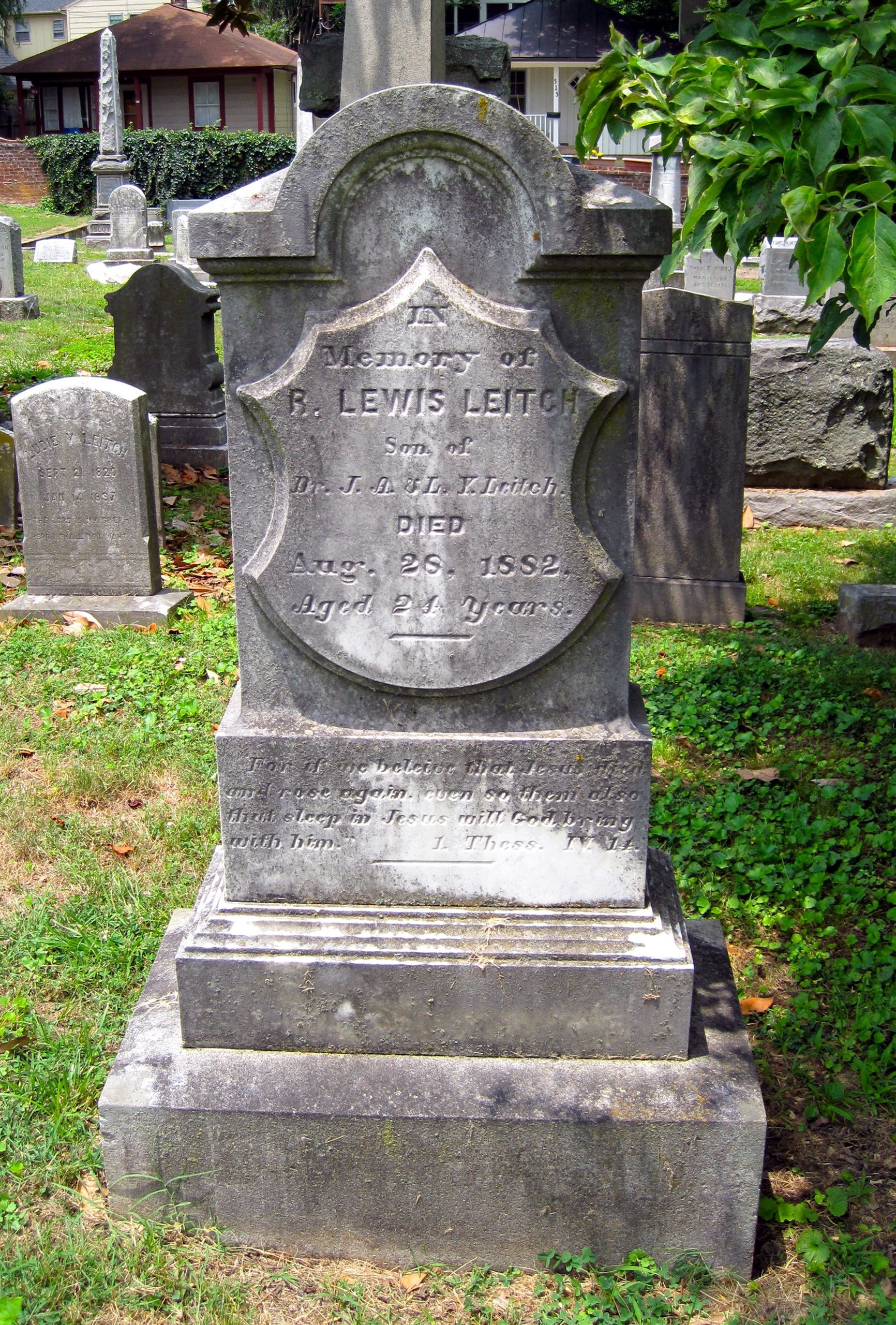 R. Lewis Leitch grave marker